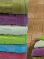 Kadife Jakarlı Havlu