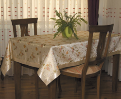 Simli Ku�akl� Bask�l� Masa �rt�s� > Kare